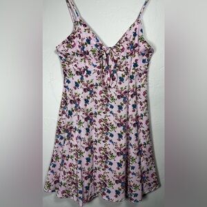 Madeline & Monroe Floral Pink Tie Bust Dress Junior’s Size Medium